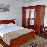 PREMIUM CLASS apartment, FREE parking, maximum 5 guests, 2 bedrooms, 3 beds